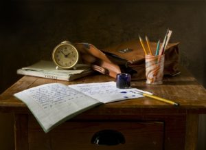Stagiu de practică în comunicare și relații publice